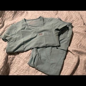 Figs green xsmall set.